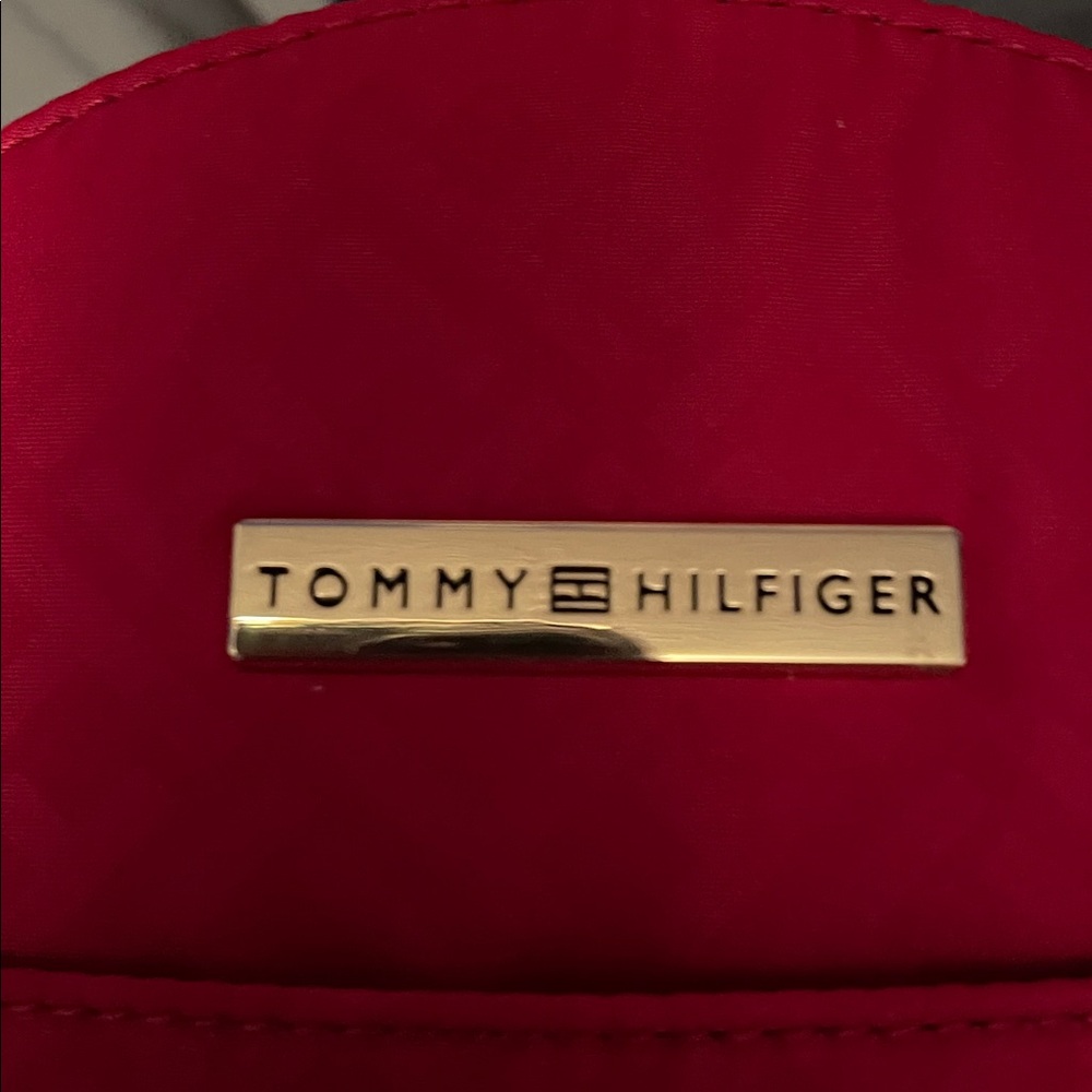 Tommy Hilfiger Vibrant Red mini backpack - Picture 3 of 3
